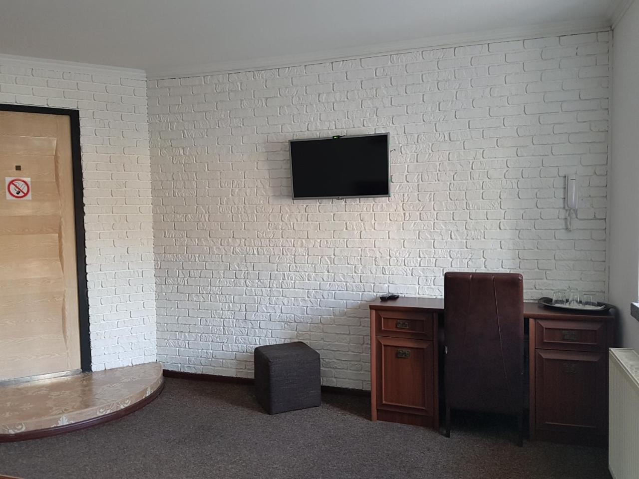 Apartments Like Hotel تشيرنيفتسي المظهر الخارجي الصورة